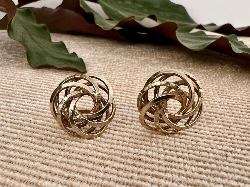 Vintage Gold Screw Back Earrings Braided Swirl Woven 70s 80s Costume Jewelry